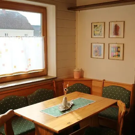 Stadl Apartment *